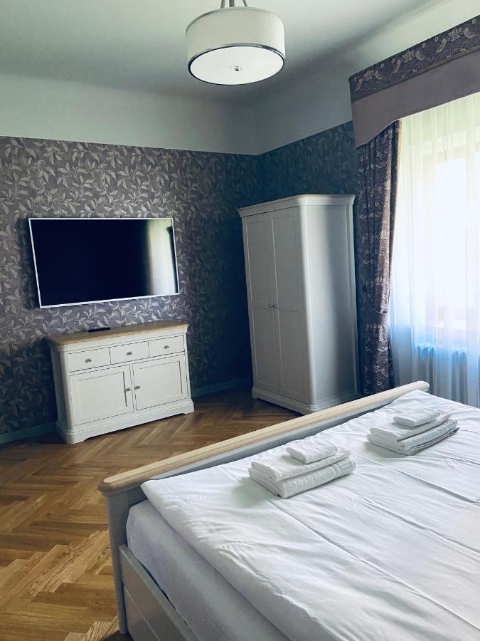 Roze Republikas Apartments Liepaja Exterior photo