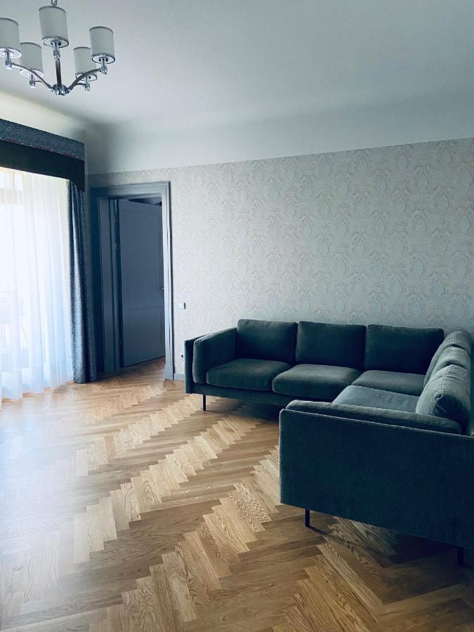 Roze Republikas Apartments Liepaja Exterior photo